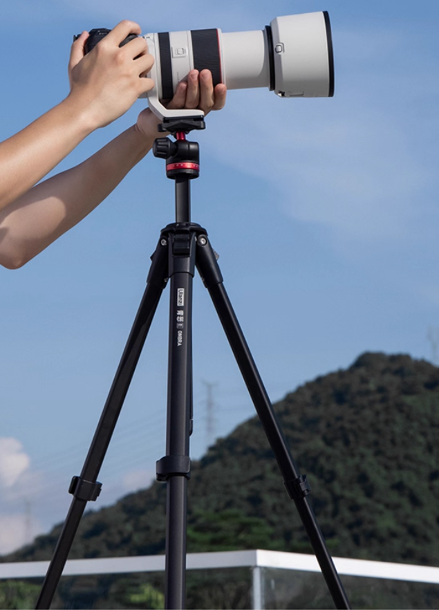 Metal ball head tripod, portable stand for mobile phone and SLR camera, selfie outdoor travel, photo live broadcast and video recording tripod